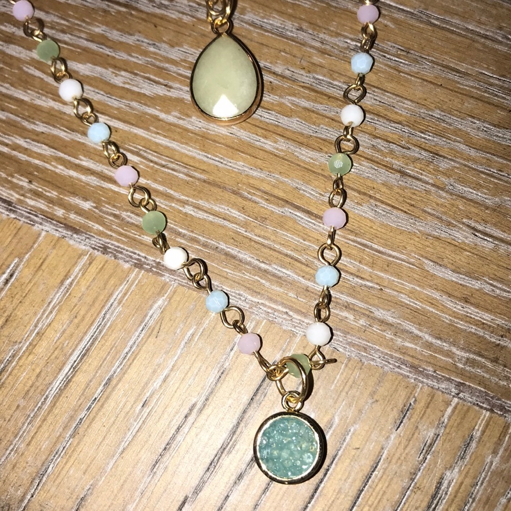 Cute beaded necklace !